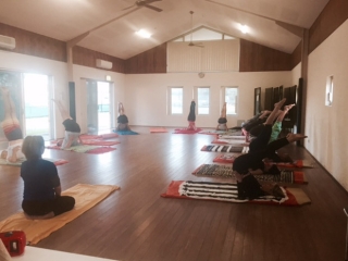 2015-Spring-Intensive-23-Yoga